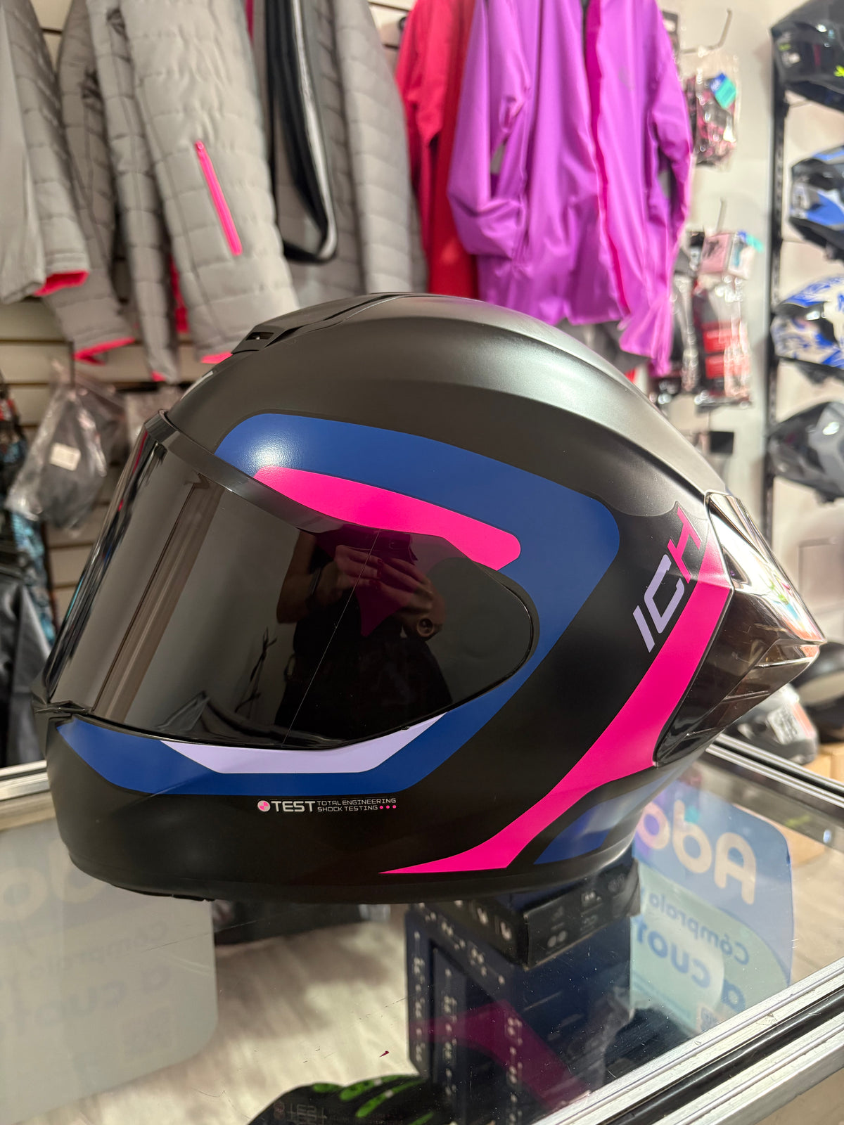 Casco integral ICH 505
