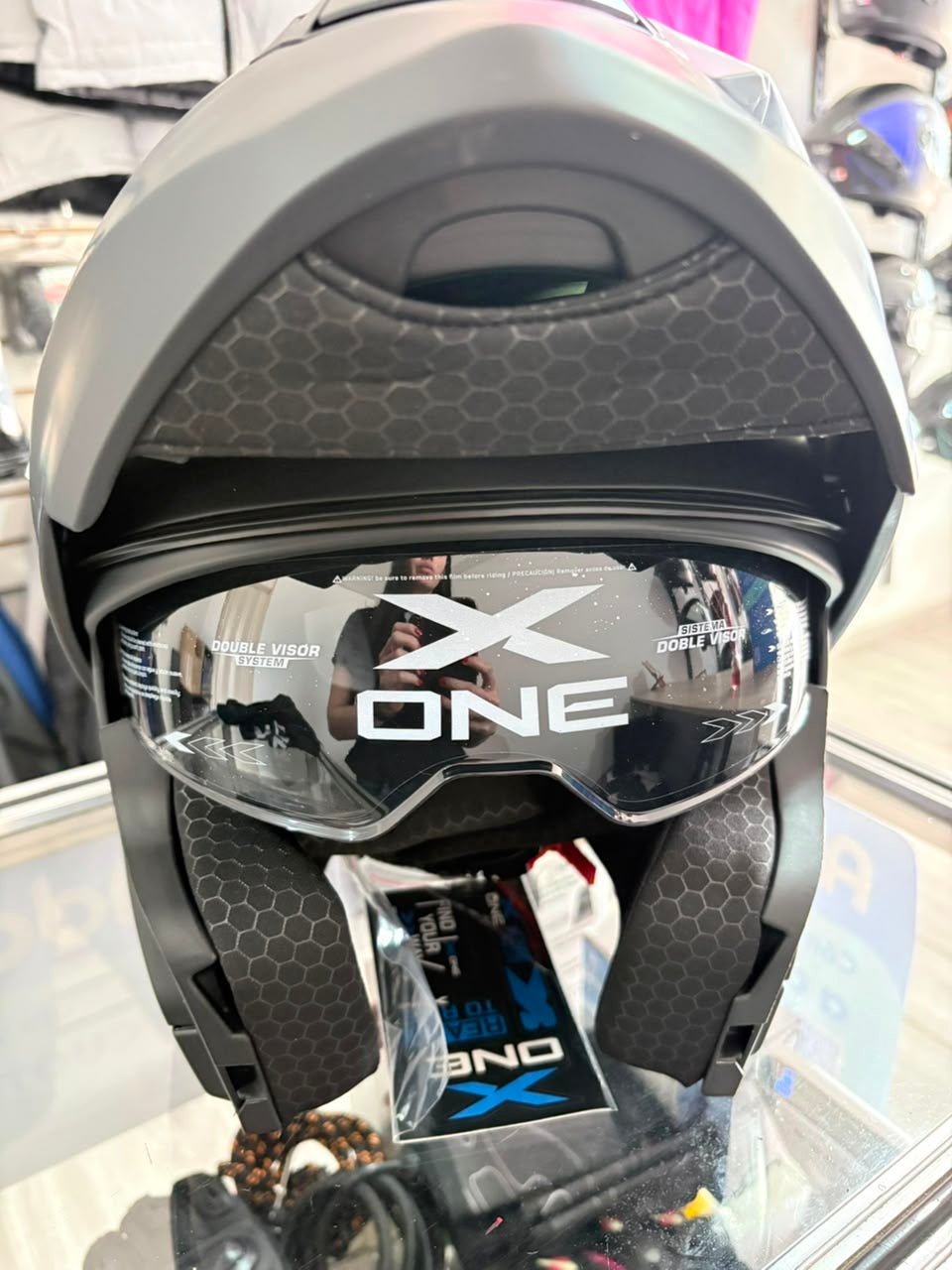 CASCO ABATIBLE X-ONE NEGRO MATE VS MORADO
