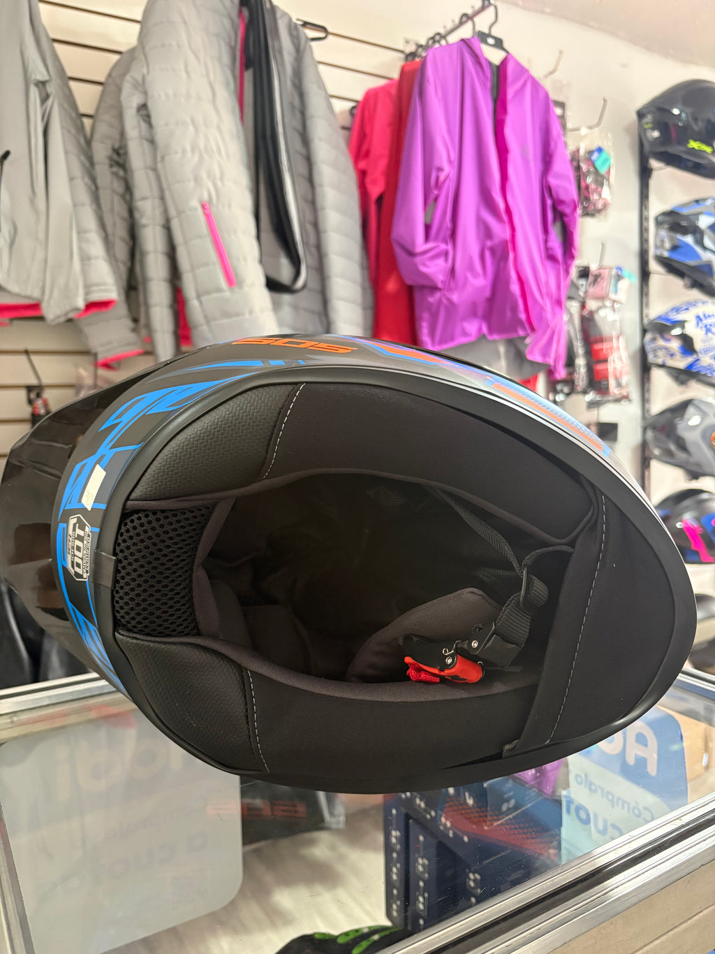 Casco integral ICH 505