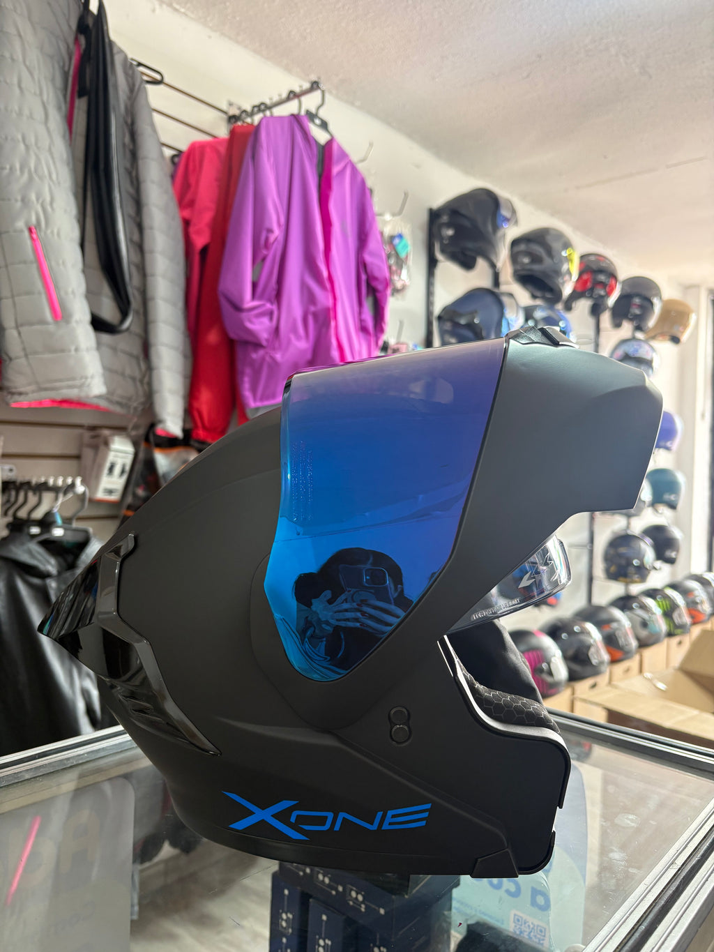 CASCO ABATIBLE X-ONE NEGRO MATE VS AZUL