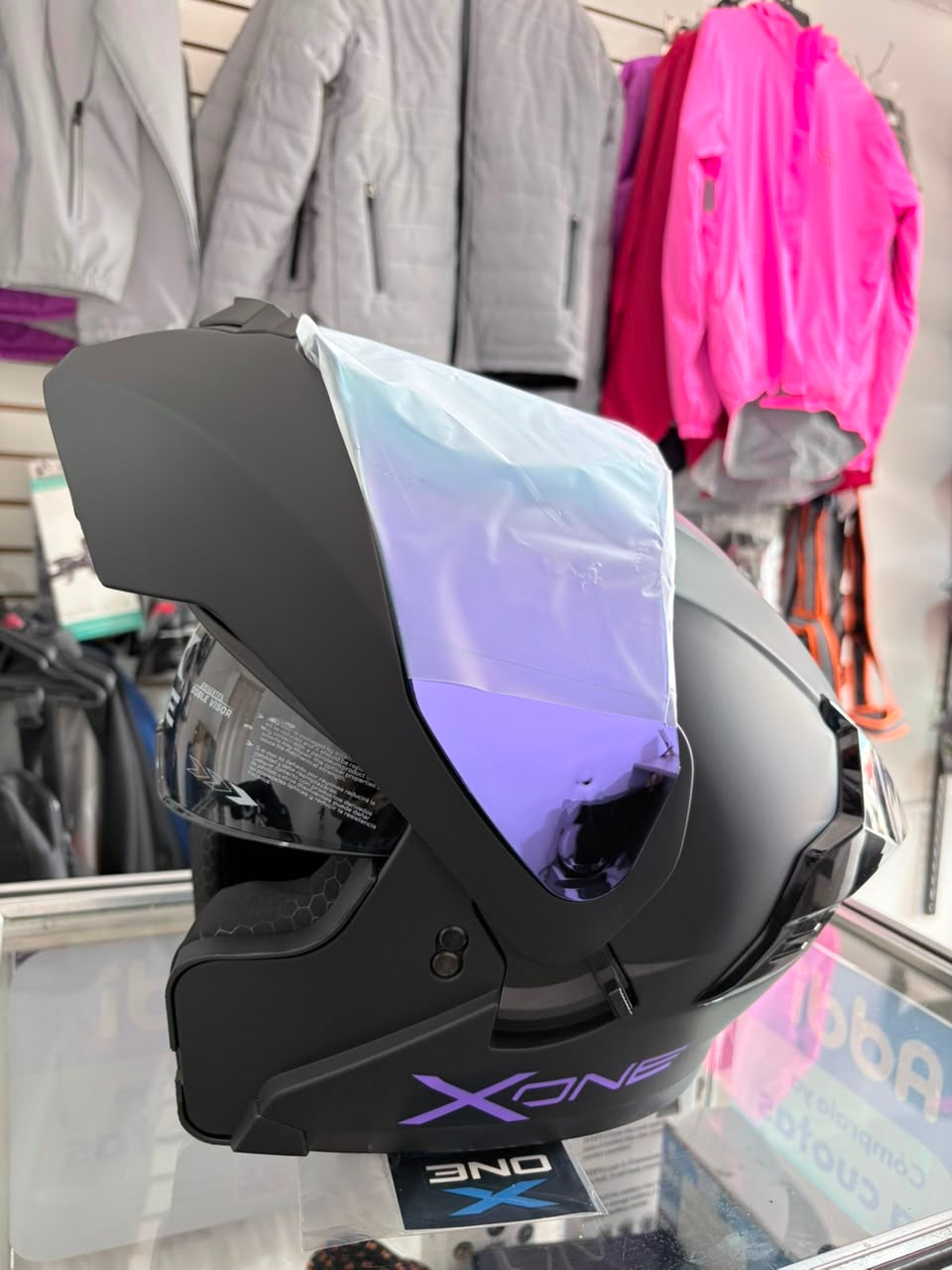 CASCO ABATIBLE X-ONE NEGRO MATE VS MORADO