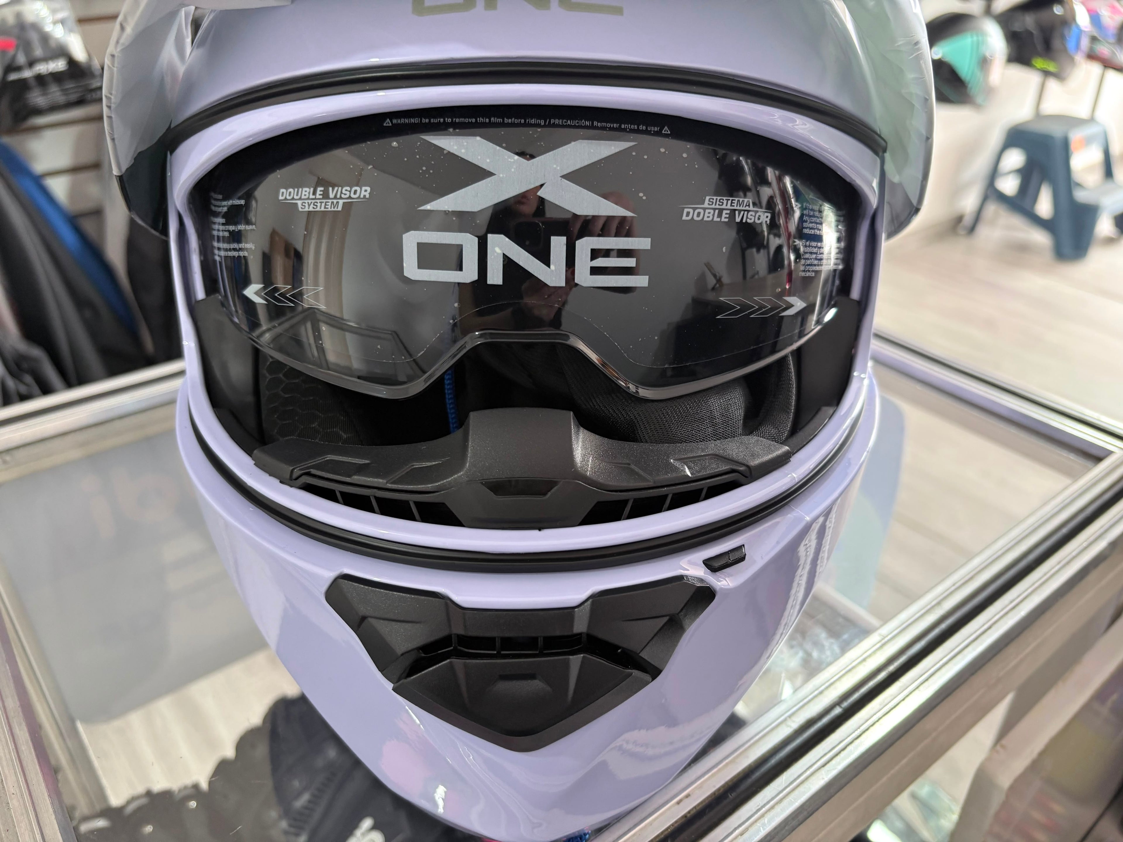 CASCO ABATIBLE X-ONE MORADO BRILLANTE VS MORADO