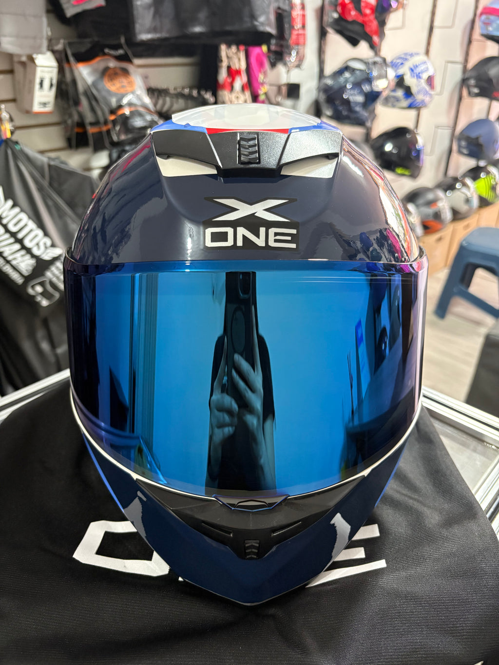 Casco XONE 500-RS Bladez tricolor
