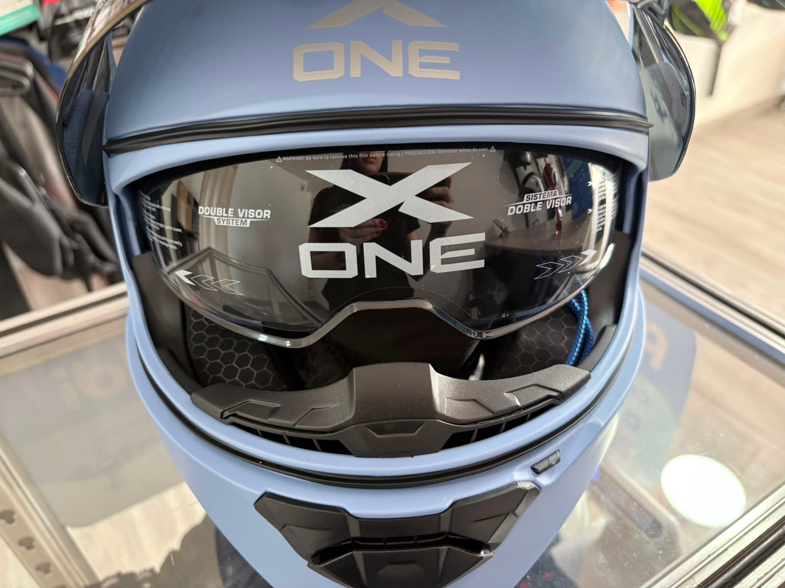 CASCO ABATIBLE X-ONE AZUL CLARO MATE VS AZUL