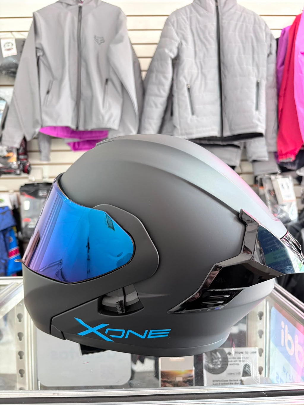 CASCO ABATIBLE X-ONE NEGRO MATE VS AZUL